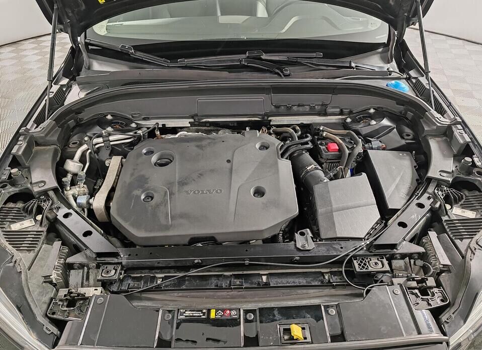 Volvo XC60, II Рестайлинг 2.0d AT (197 л.с.) 4WD