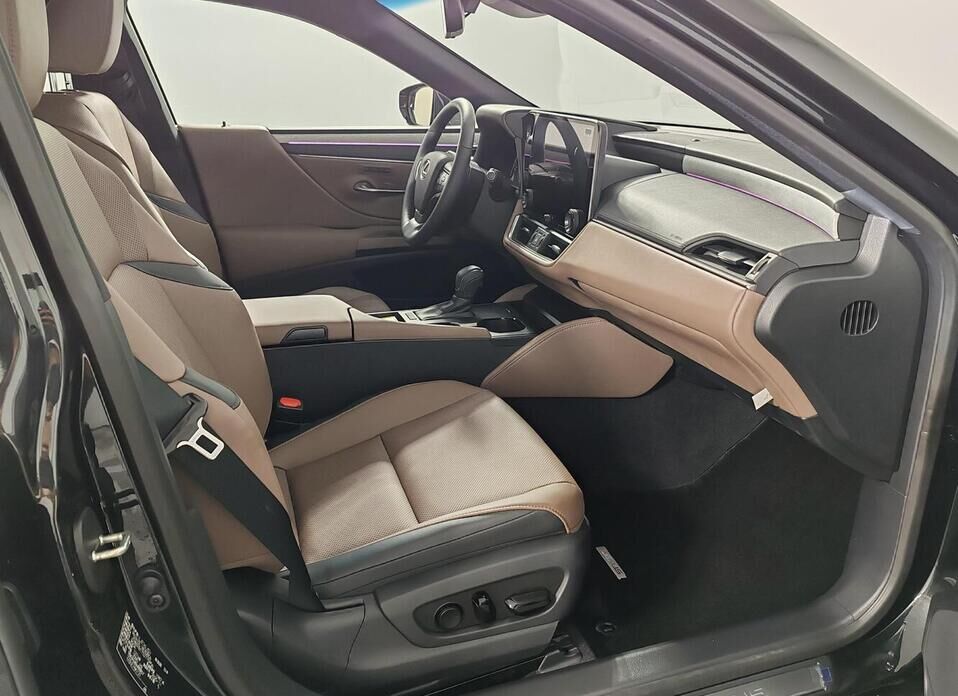 Lexus ES, VII Рестайлинг 2 200 2.0 CVT (173 л.с.)