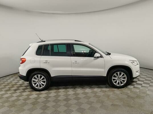 Volkswagen Tiguan, 2011 г., 155 125 км