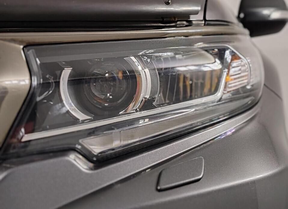 Toyota Land Cruiser Prado 2.8d AT (200 л.с.) 4WD
