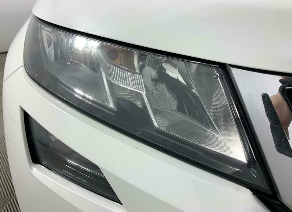 Skoda Kodiaq 2.0 AMT (180 л.с.) 4WD