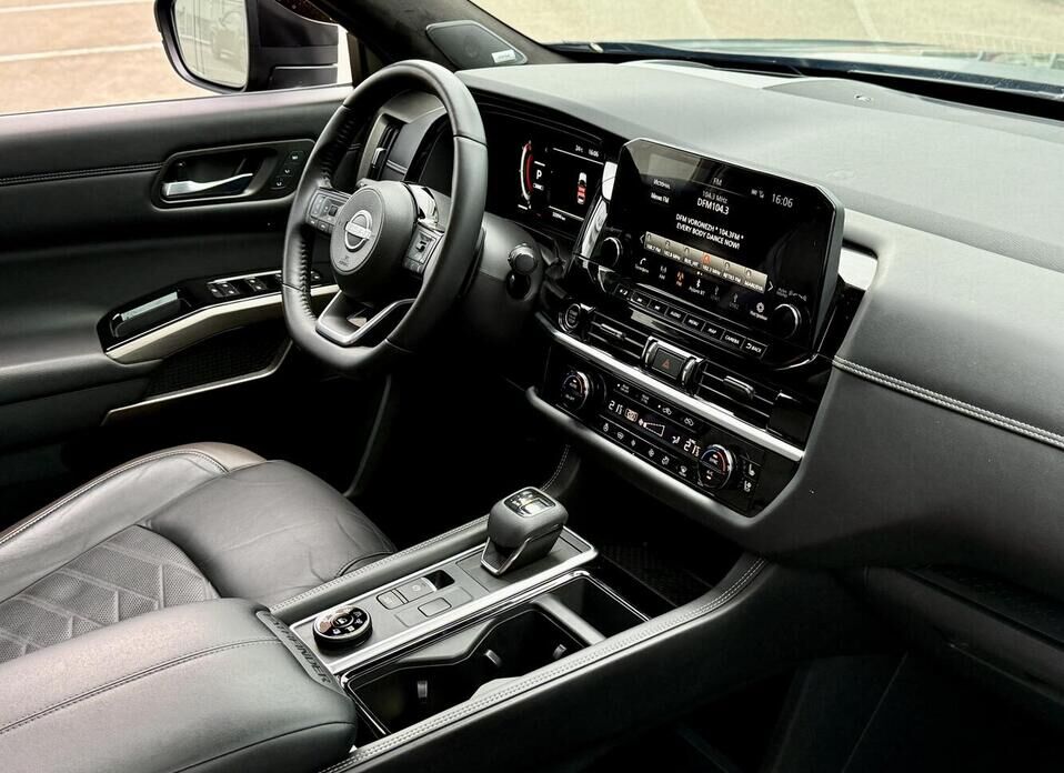 Nissan Pathfinder, V 3.5 AT (275 л.с.) 4WD