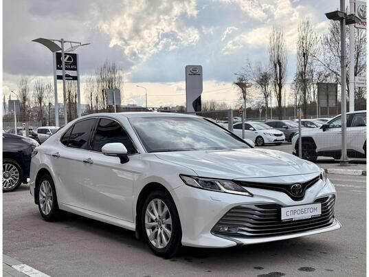 Toyota Camry, 2020&nbsp;г., 127&nbsp;548&nbsp;км
