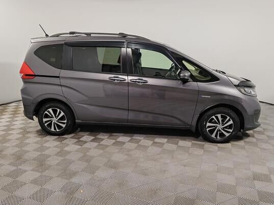 Honda Freed, 2017&nbsp;г., 206&nbsp;611&nbsp;км