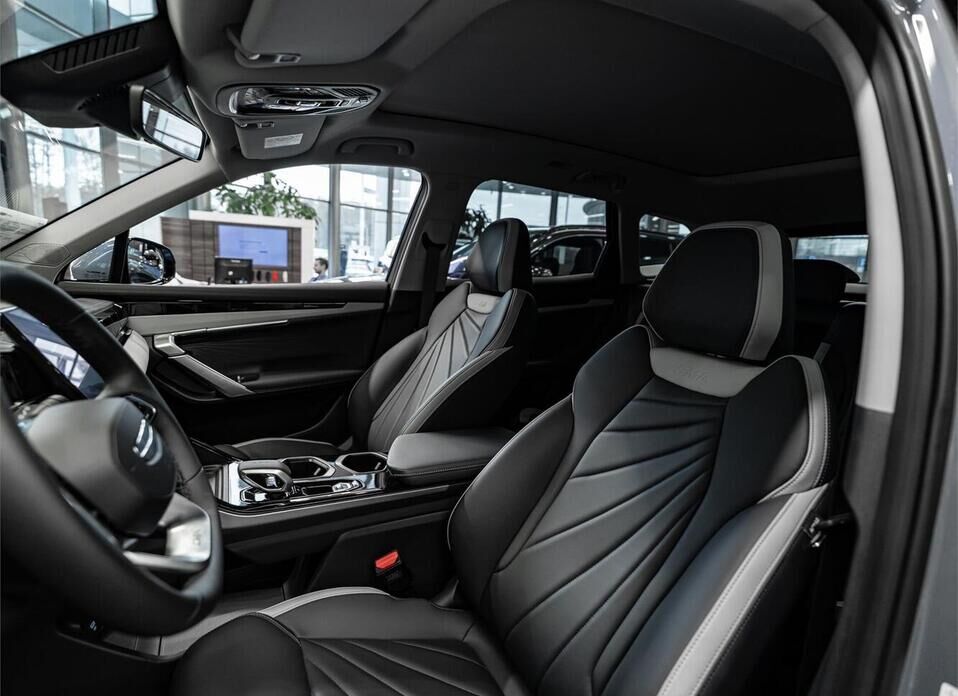 Geely Atlas, II 1.5 AMT (147 л.с.)