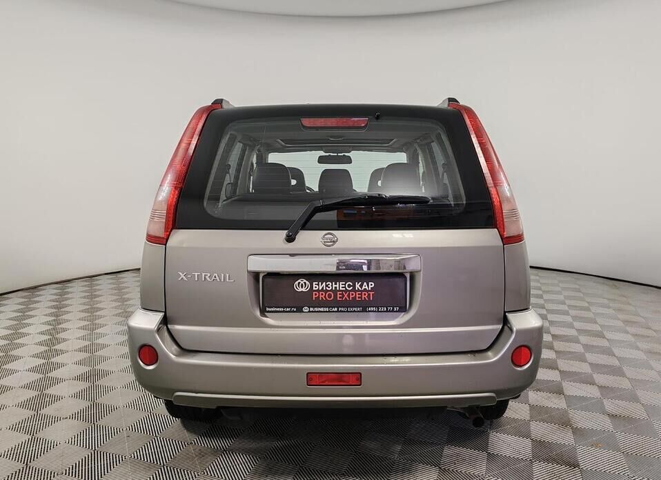 Nissan X-Trail, I Рестайлинг 2.0 AT (140 л.с.) 4WD