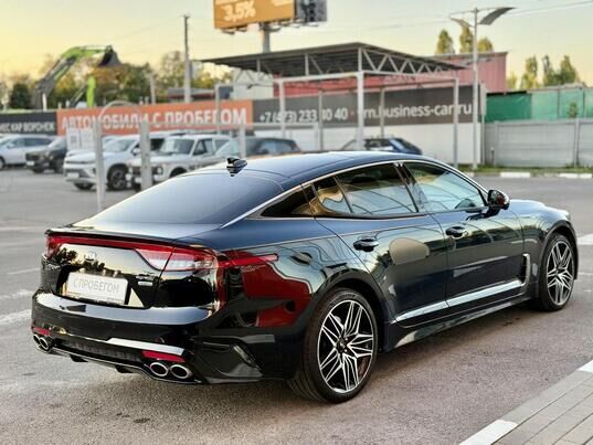 Kia Stinger, 2021 г., 113 970 км
