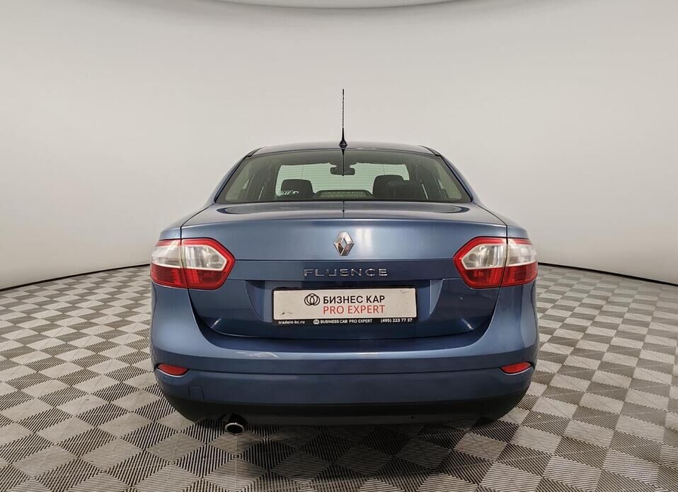 Renault Fluence, I Рестайлинг 1.6 MT (106 л.с.)