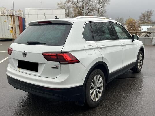 Volkswagen Tiguan, II, 2017 г., 165 520 км