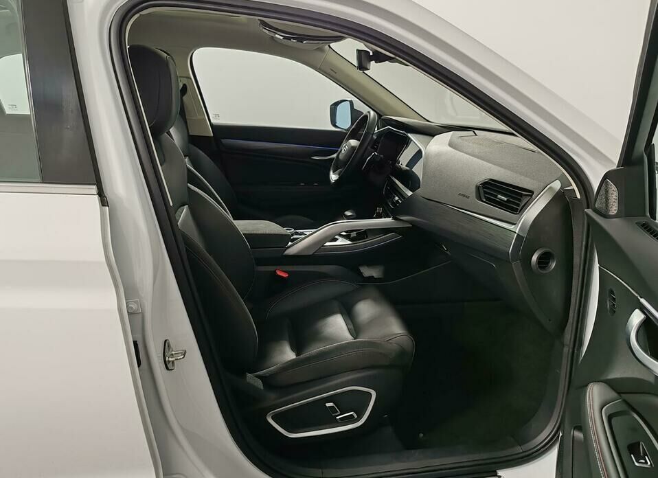 Geely Tugella 2.0 AT (238 л.с.) 4WD
