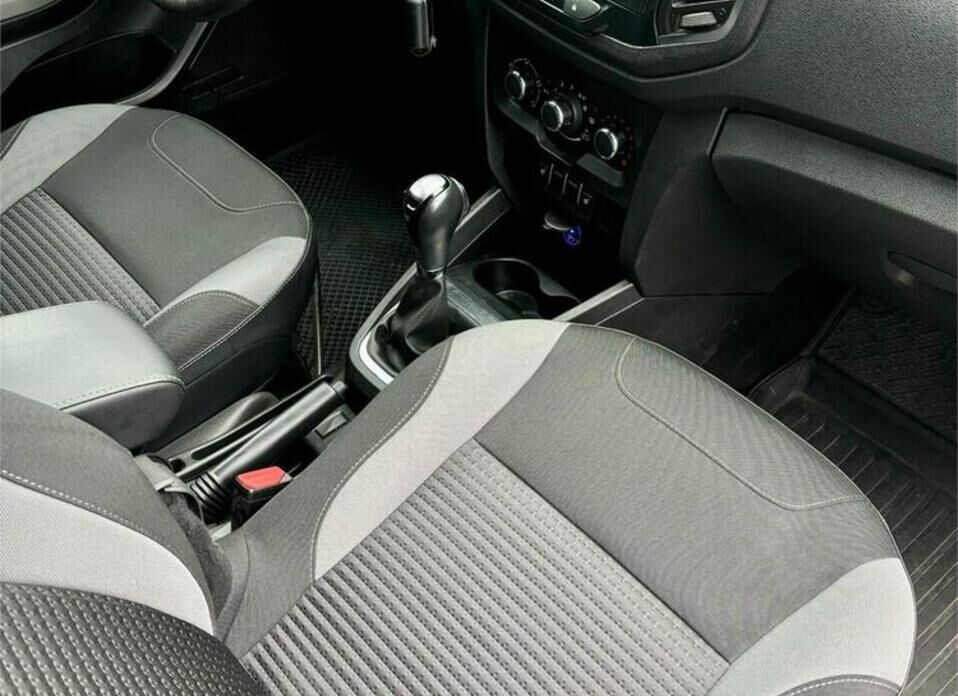 LADA (ВАЗ) XRAY, I Cross 1.6 CVT (113 л.с.)