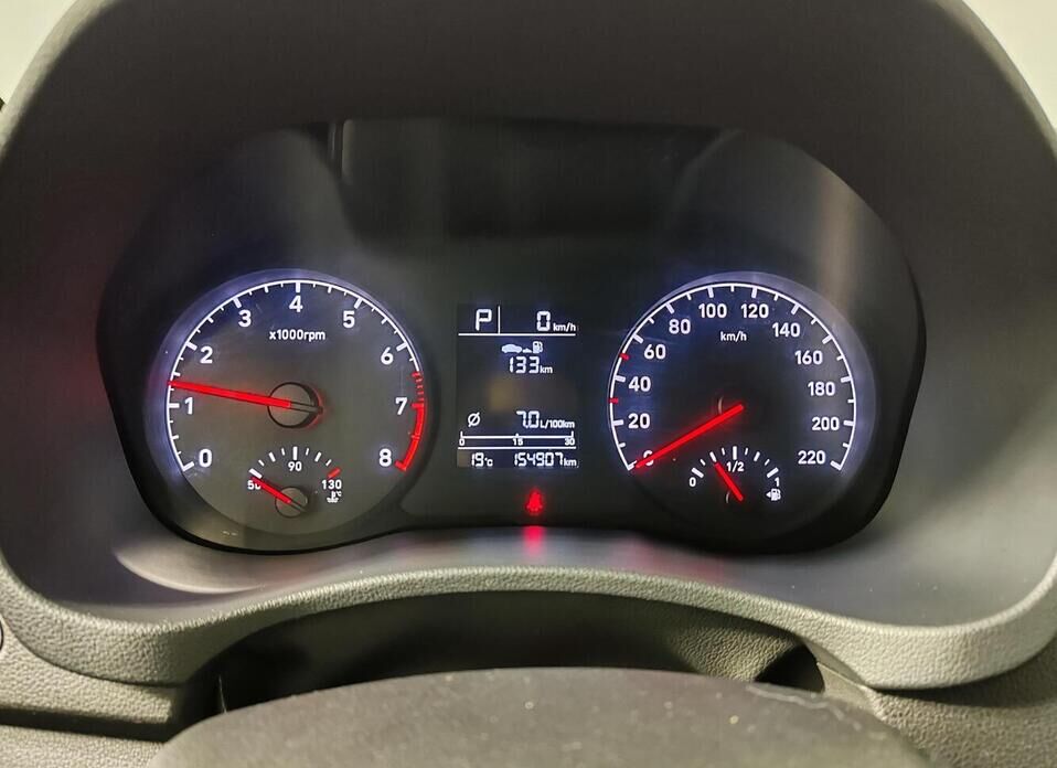 Hyundai Solaris, II 1.6 AT (123 л.с.)