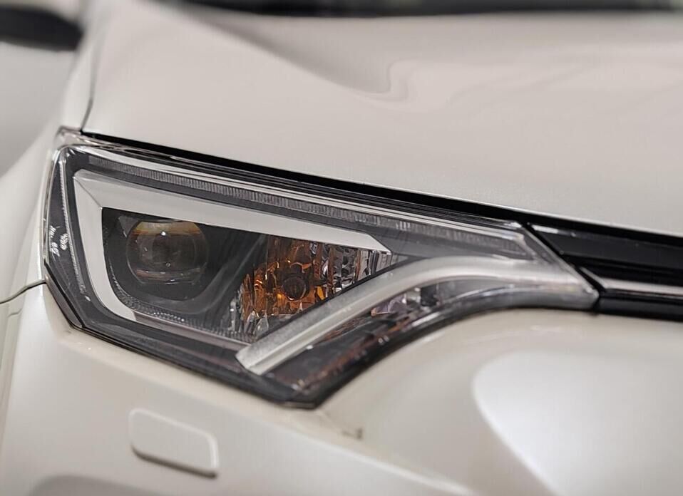 Toyota RAV4, IV (CA40) Рестайлинг 2.0 CVT (146 л.с.) 4WD