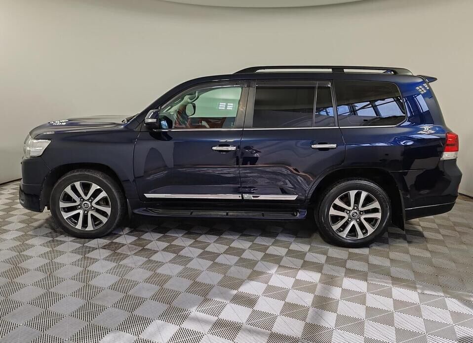 Toyota Land Cruiser, 200 Series Рестайлинг 2 4.5d AT (249 л.с.) 4WD