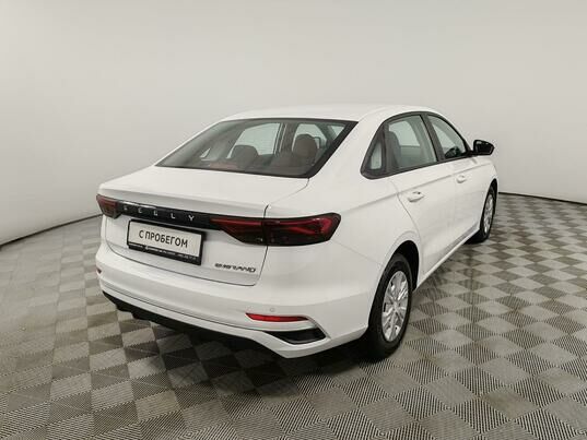 Geely Emgrand, 2023 г., 3 072 км