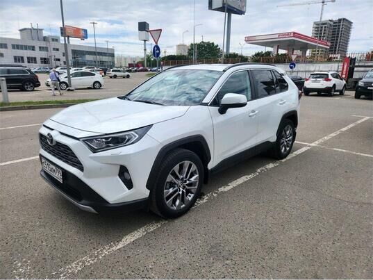 Toyota RAV4, 2021&nbsp;г., 40&nbsp;472&nbsp;км