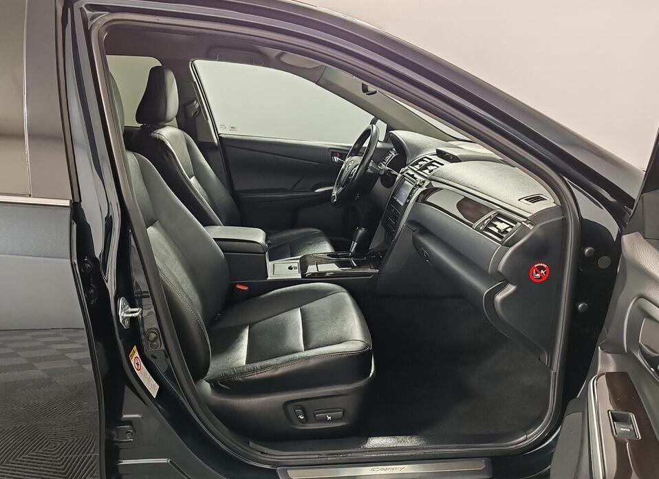 Toyota Camry, VII (XV50) Рестайлинг 2.0 AT (150 л.с.)