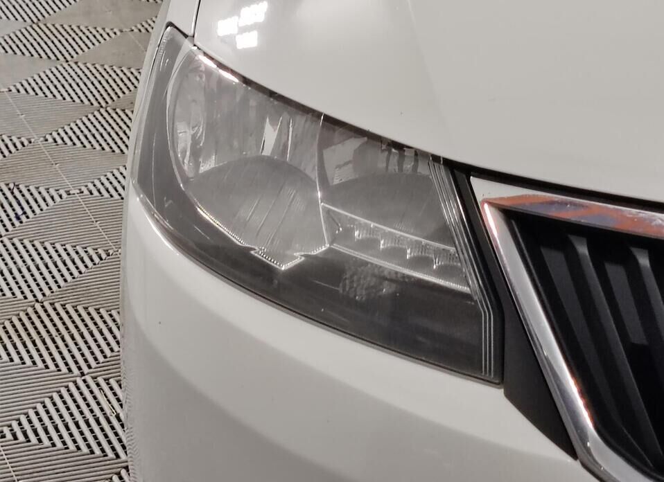 Skoda Rapid, I Рестайлинг 1.6 AT (110 л.с.)