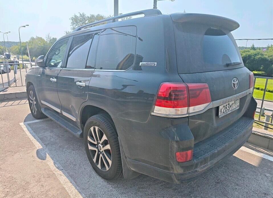 Toyota Land Cruiser, 200 Series Рестайлинг 2 4.5d AT (249 л.с.) 4WD