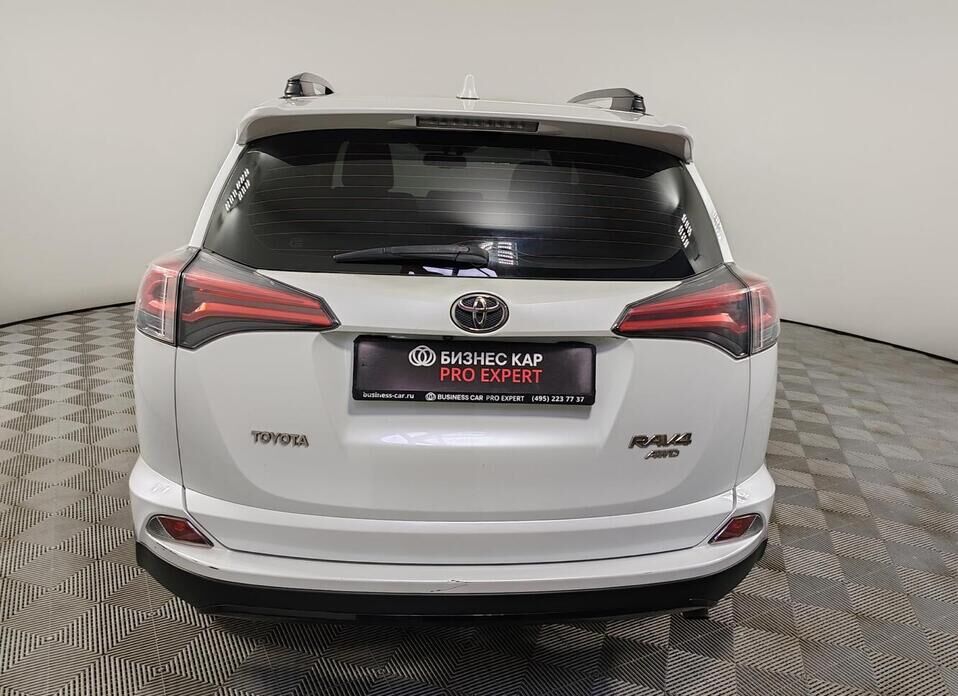 Toyota RAV4, IV (XA40) Рестайлинг 2.0 CVT (146 л.с.) 4WD