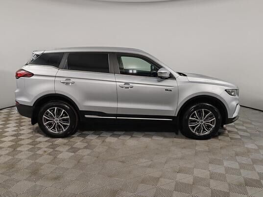 Geely Atlas Pro, 2024&nbsp;г., 42&nbsp;445&nbsp;км