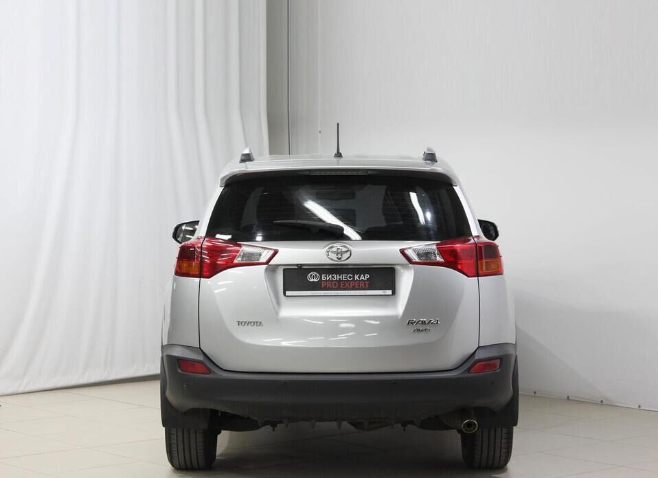 Toyota RAV4, IV (CA40) 2.0 MT (146 л.с.) 4WD