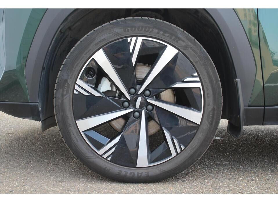 Geely Atlas, II 2.0 AMT (200 л.с.)
