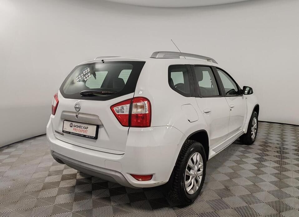 Nissan Terrano, III (D10) 1.6 MT (114 л.с.)