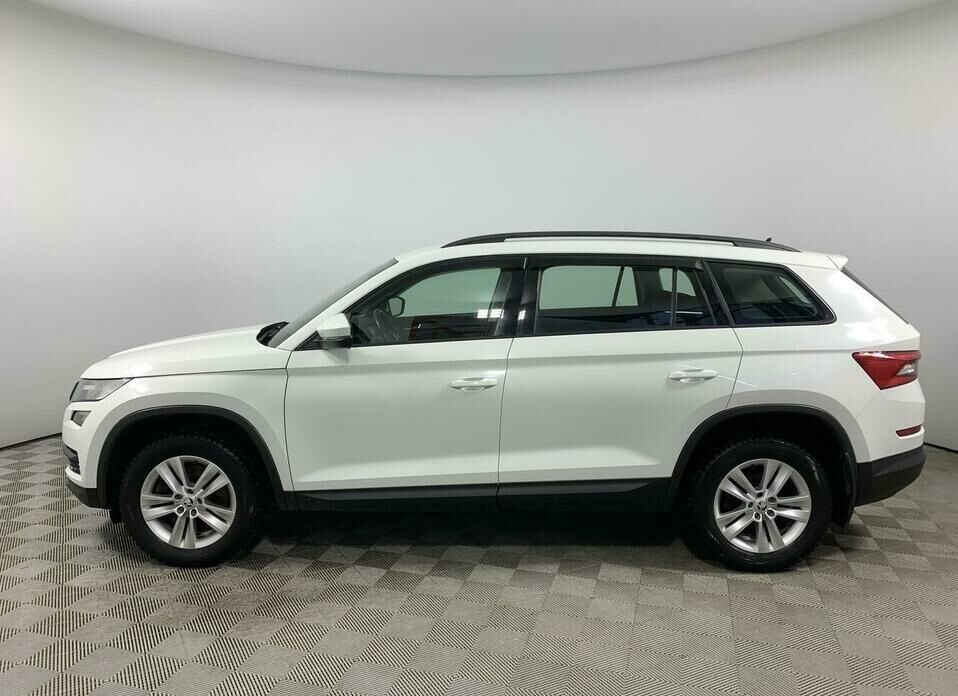 Skoda Kodiaq 2.0 AMT (180 л.с.) 4WD