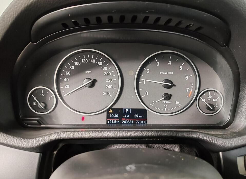 BMW X3, II (F25) 20i xDrive 2.0 AT (184 л.с.) 4WD