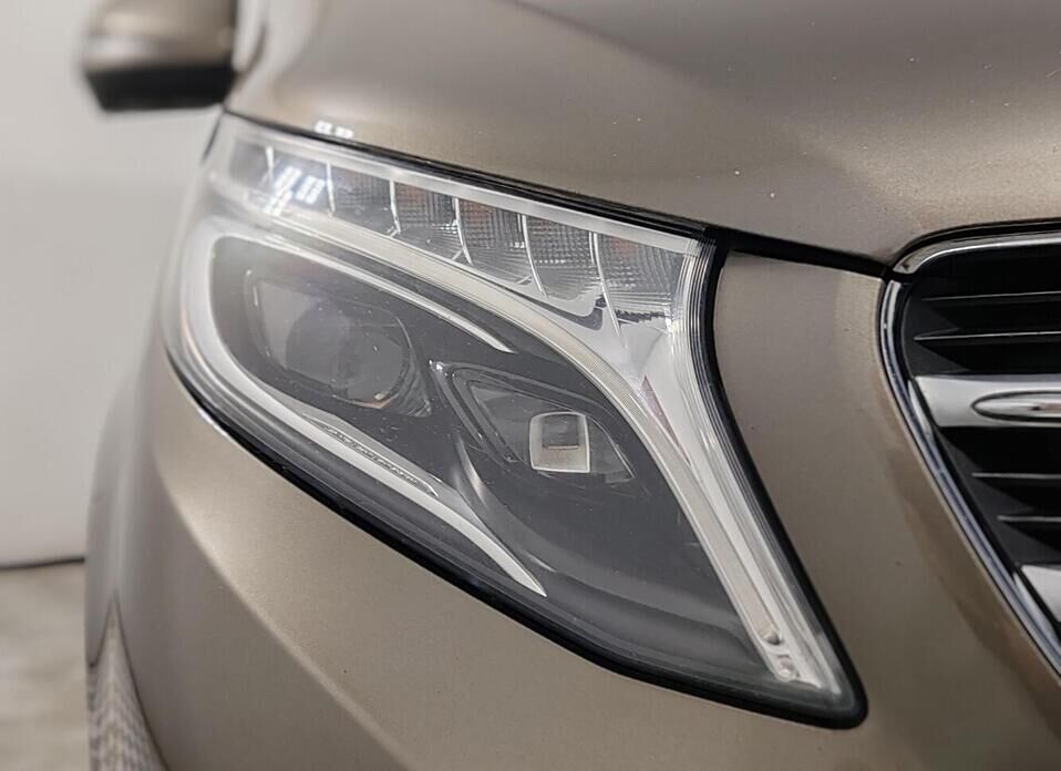Mercedes-Benz V-Класс 250 d компактный 2.1d AT (190 л.с.) 4WD
