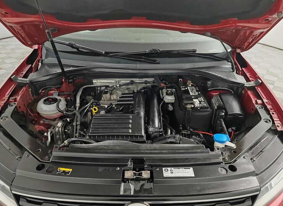 Volkswagen Tiguan, II 1.4 AMT (150 л.с.)