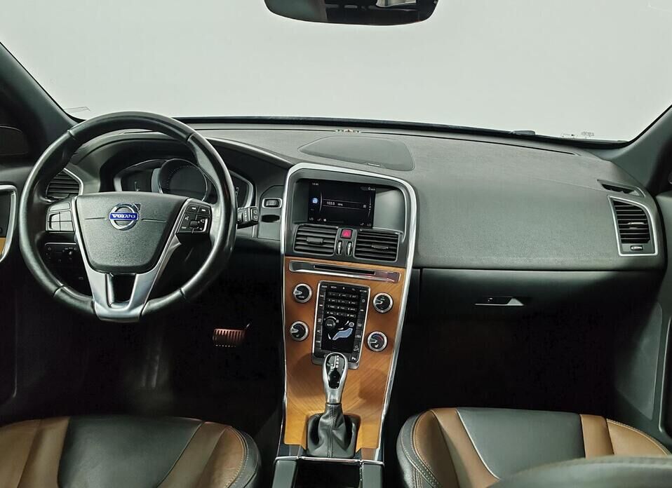 Volvo XC60, I Рестайлинг 2.0 AT (245 л.с.) 4WD
