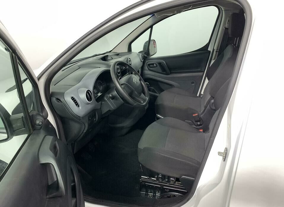 Citroen Berlingo 1.6d MT (90 л.с.)