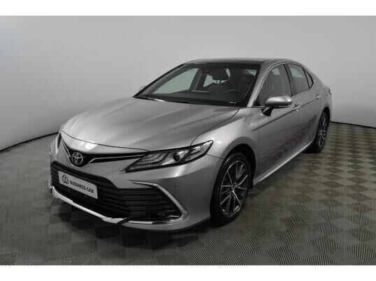 Toyota Camry, 2023&nbsp;г., 55&nbsp;012&nbsp;км