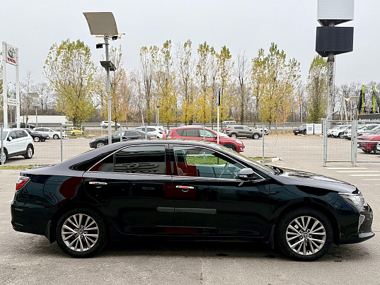 Toyota Camry, 2018 г., 194 986 км