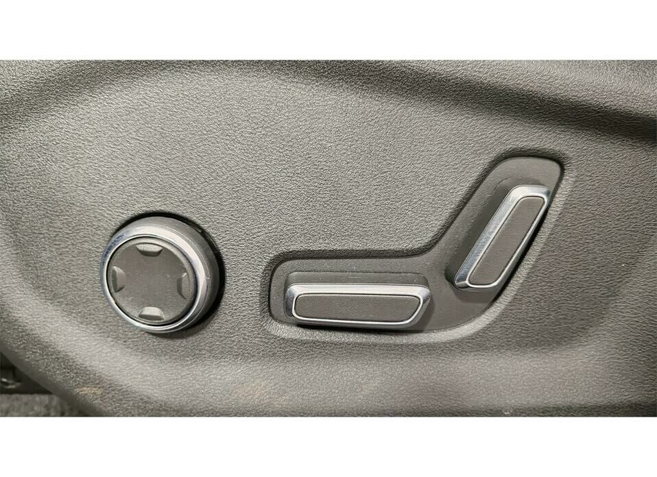 Geely Monjaro 2.0 AT (238 л.с.) 4WD
