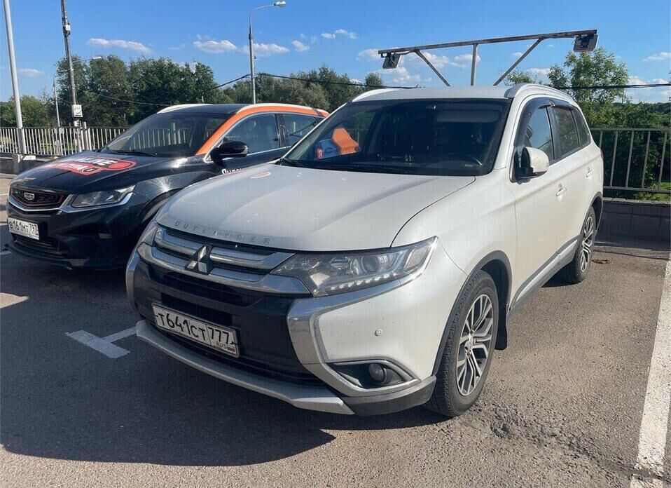 Mitsubishi Outlander, III Рестайлинг 2 2.0 CVT (146 л.с.) 4WD