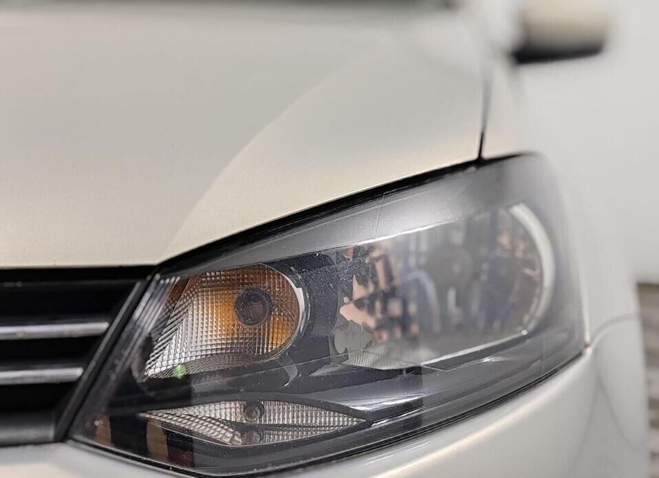 Volkswagen Polo, V 1.6 MT (105 л.с.)