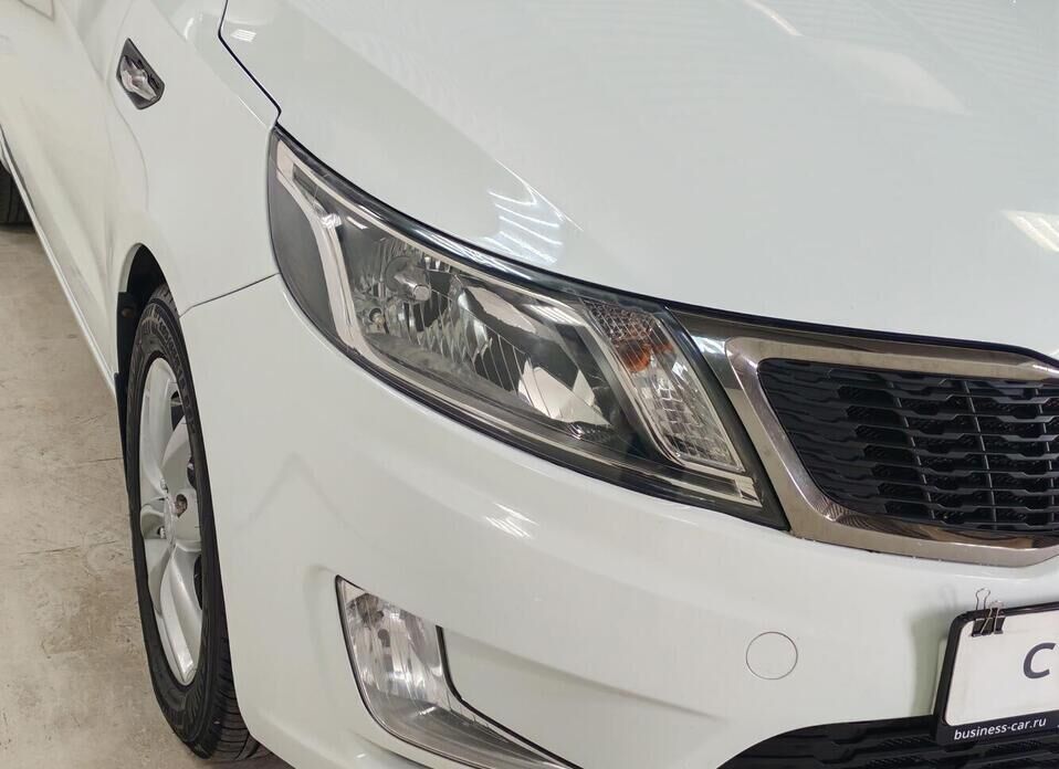 Kia Rio 5-speed 1.6 MT (123 л.с.)