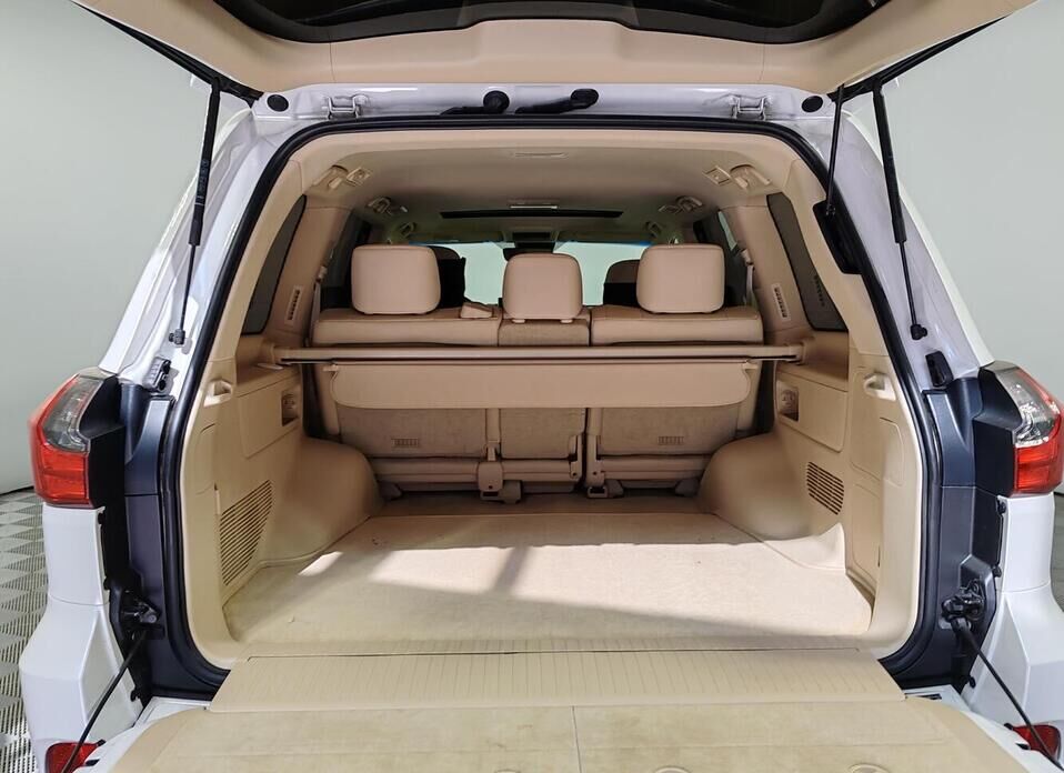 Lexus LX, III Рестайлинг 2 570 5.7 AT (367 л.с.) 4WD