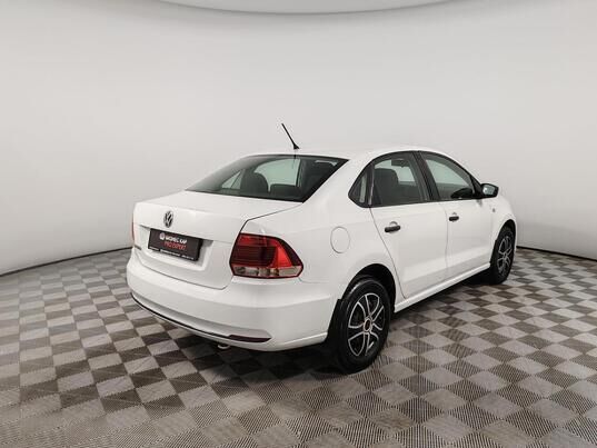 Volkswagen Polo, V Рестайлинг, 2016 г., 259 271 км
