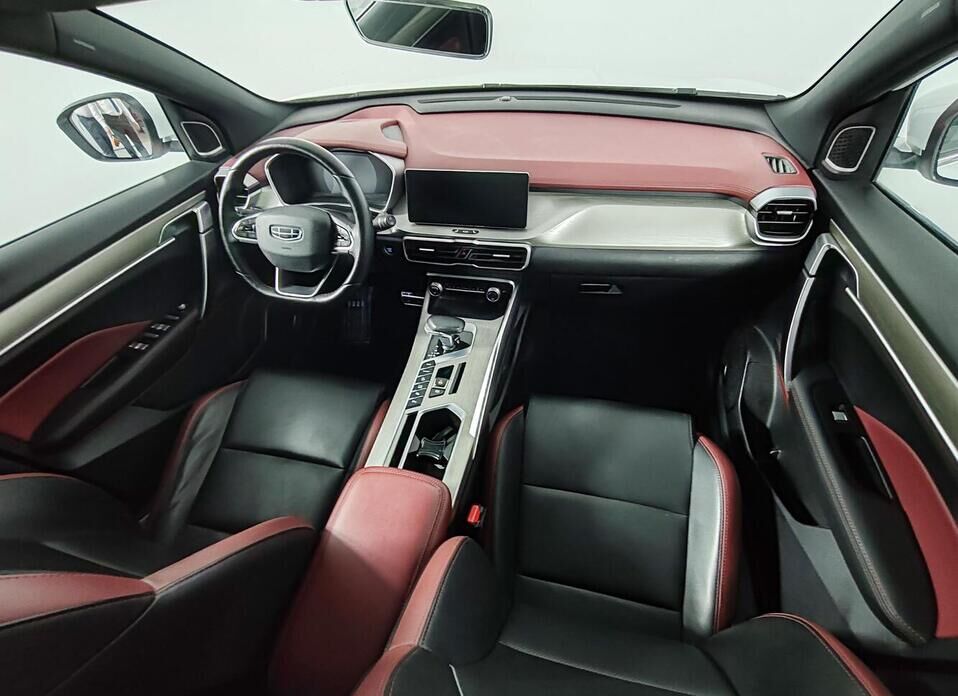 Geely Coolray, I 1.5 AMT (150 л.с.)
