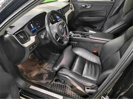 Volvo XC60, 2022&nbsp;г., 60&nbsp;584&nbsp;км