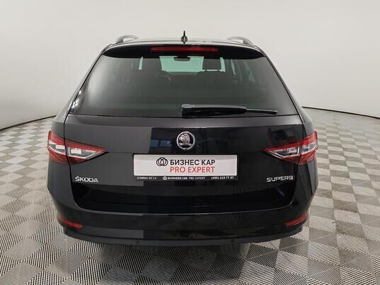 Skoda Superb, 2016 г., 184 580 км