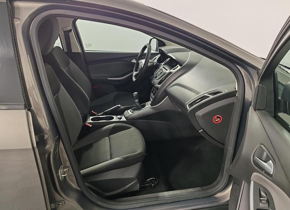 Ford Focus, III 1.6 MT (125 л.с.)