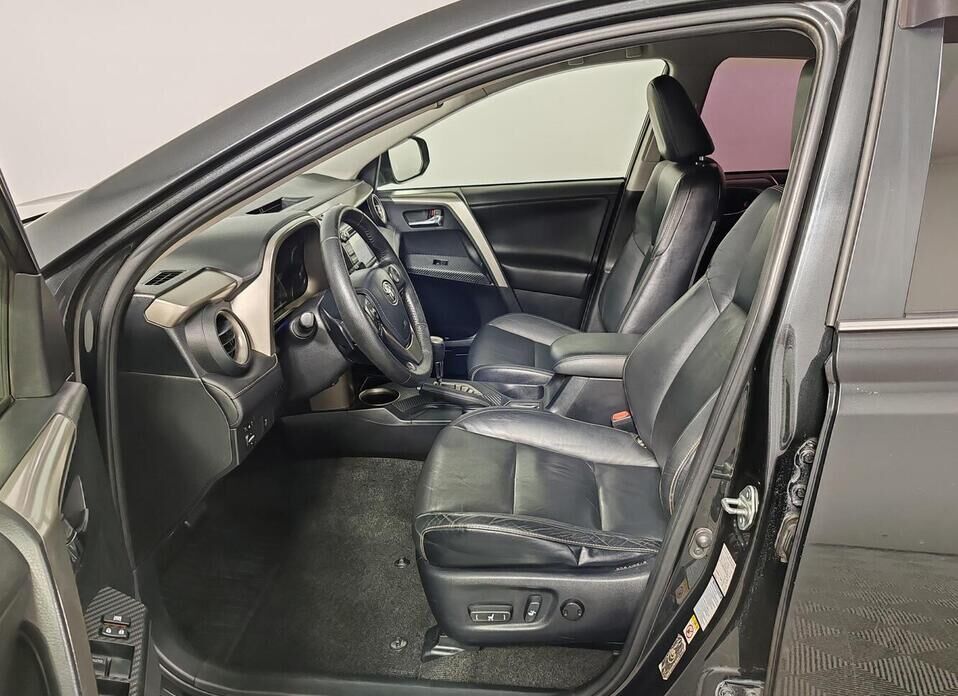 Toyota RAV4 2.2d AT (149 л.с.) 4WD