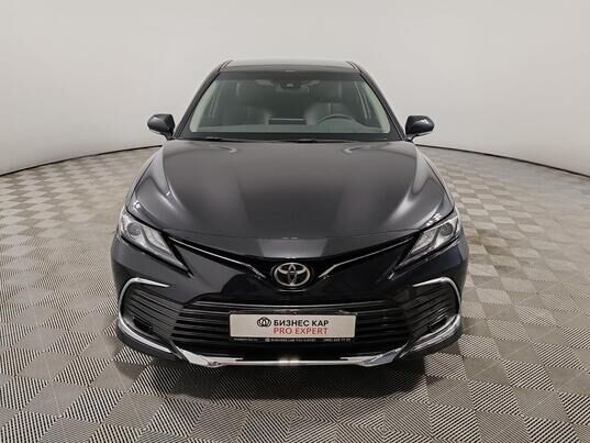 Toyota Camry, 2023 г., 16 719 км