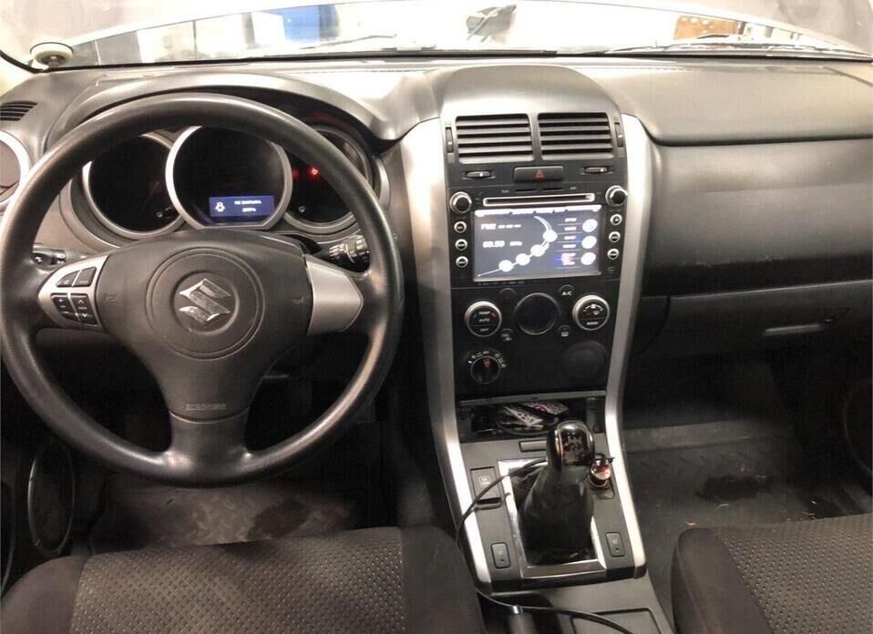 Suzuki Grand Vitara, II Рестайлинг 2.0 MT (140 л.с.) 4WD