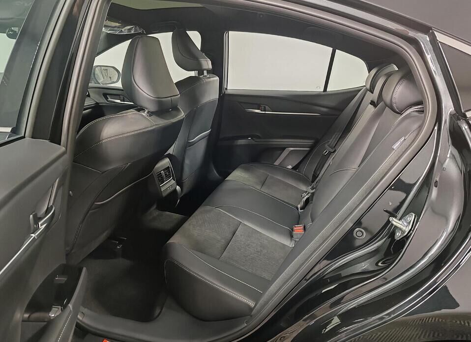 Toyota Camry, IX (XV80) China Market 2.0 CVT (173 л.с.)